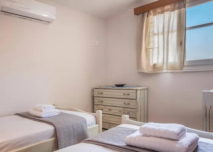 La Casa Di Zia Anna Village Αγία Ευφημία